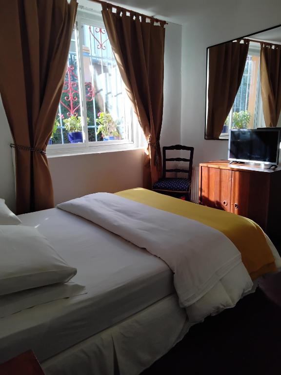 De Gino Hostal - 2