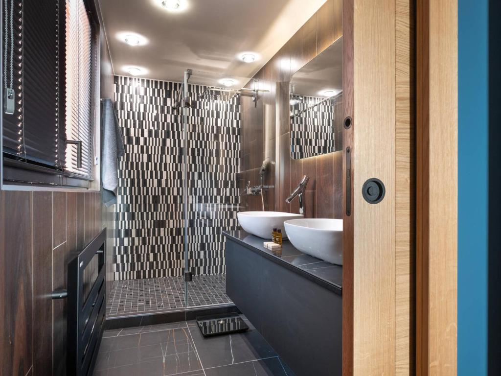 Chalet de luxe aux Arcs 1800 avec piscine intérieure et home cinéma - FR-1-866-7 - 3