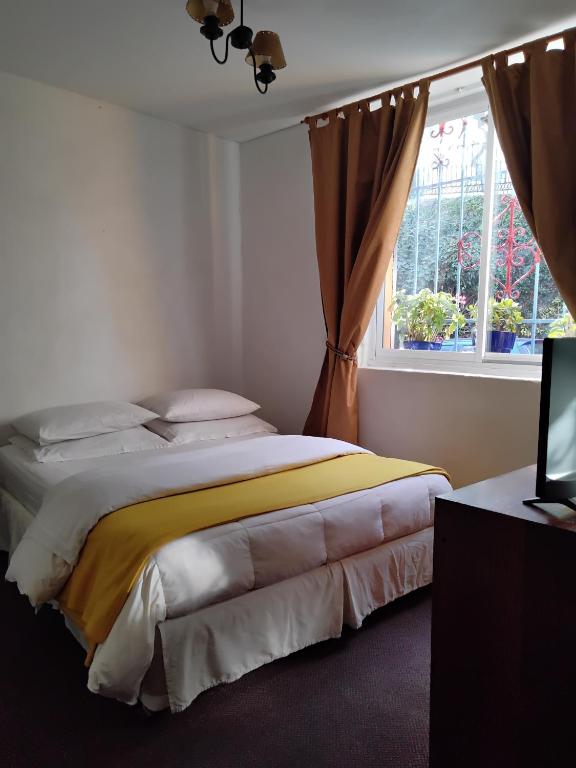 De Gino Hostal - 1