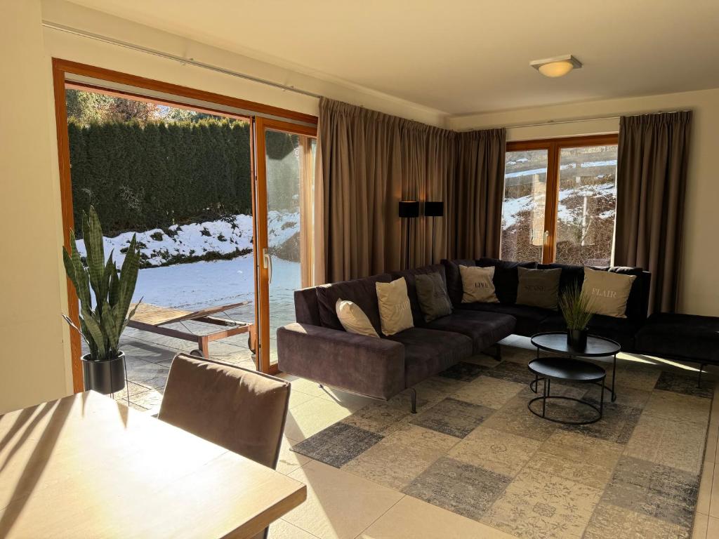 Mountain Lodge Leogang- Luxus Apartement, Terrasse, Garten, Kamin - 2