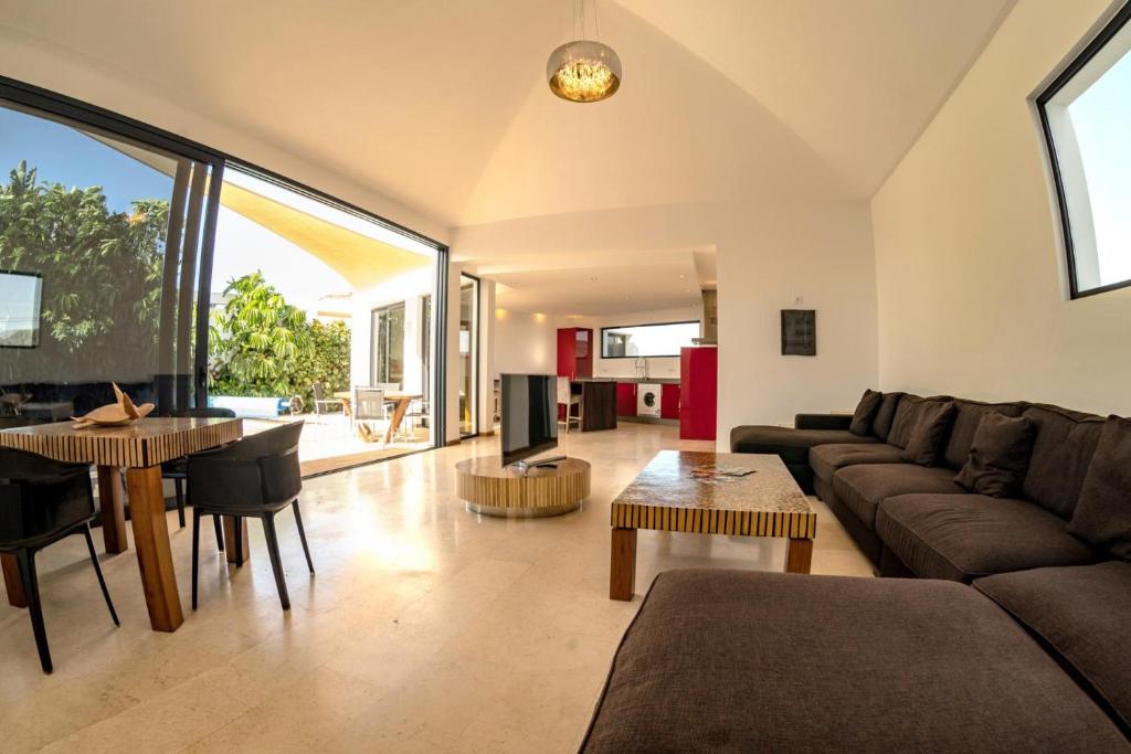 Casa Yuna with heated pool in El Roque - 3