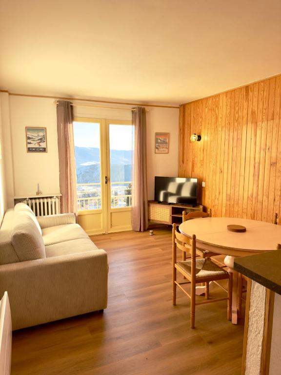 Altitude 1690 - Spacieux T2 avec balcon et la plus belle vue de Font-Romeu - 1