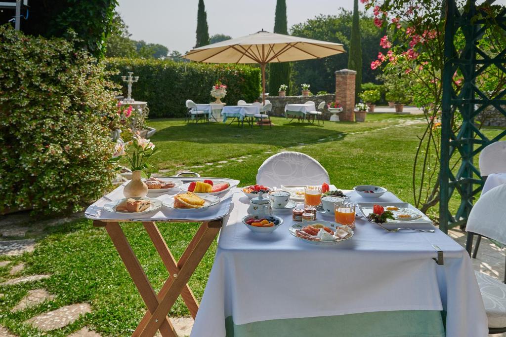 Osteria Dell'Orcia Relais ガーデン