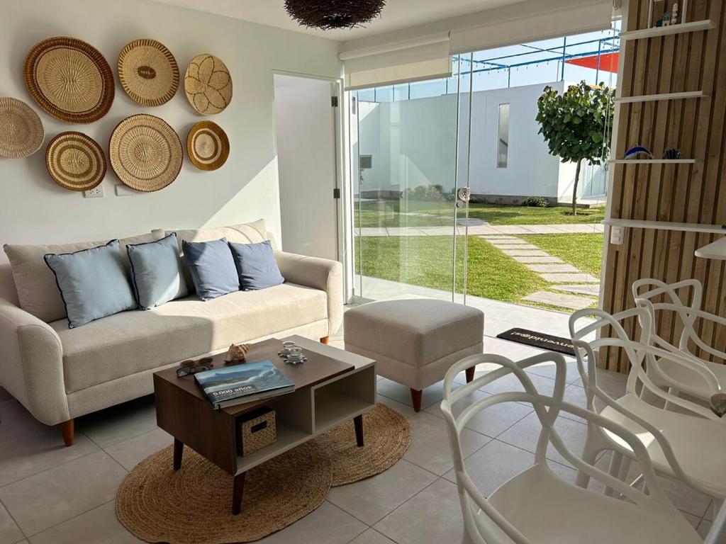 Casa de Playa en Puerto Viejo, Condominio Kalua - 1