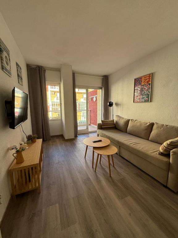 Cozy Apartment - Terrace and Pools - 5