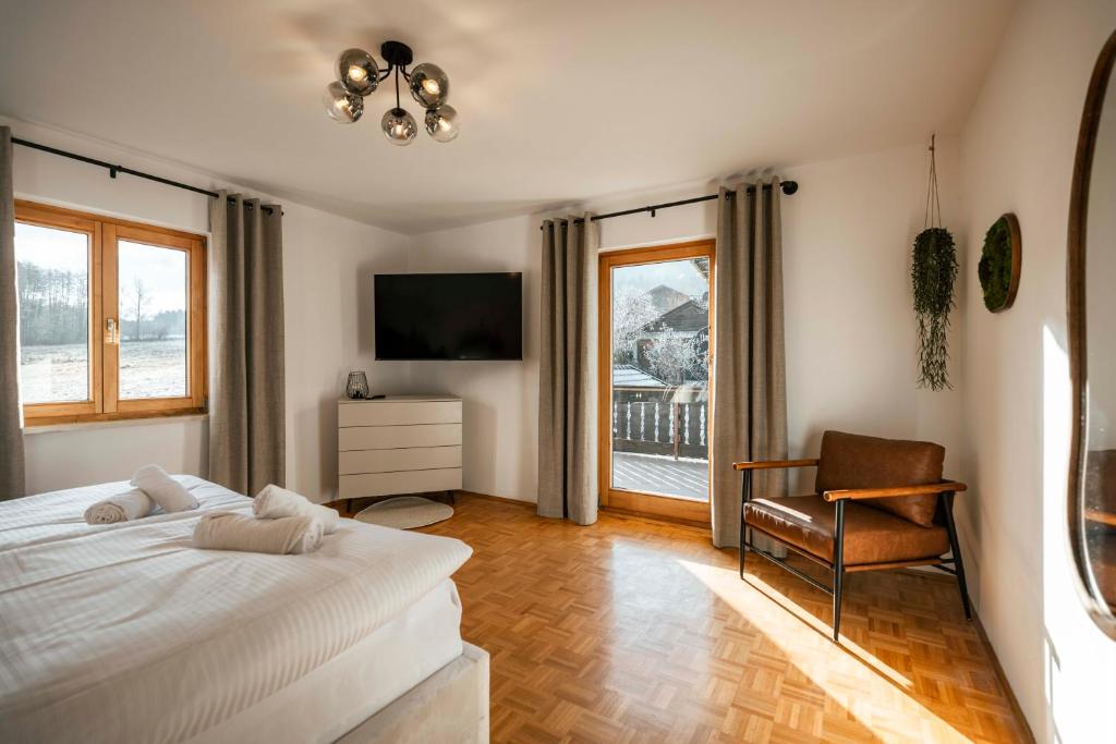 Bergblick & Altbau-Charme I 2 Balkone I aktivCARD - 130 Erlebnisse inklusive I Parkplatz - 4