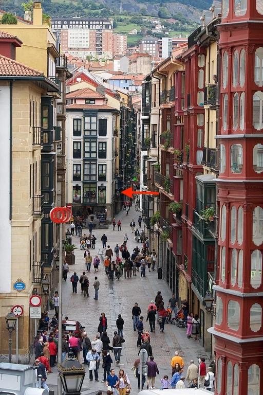 Ongi Etorri to the heart of the Old Town! - 3