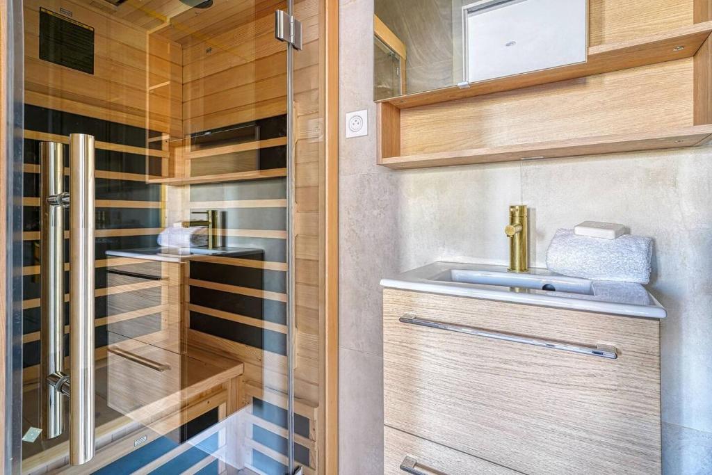 Bright apartment 2 bedrooms & air conditioning Paris 17 - 2