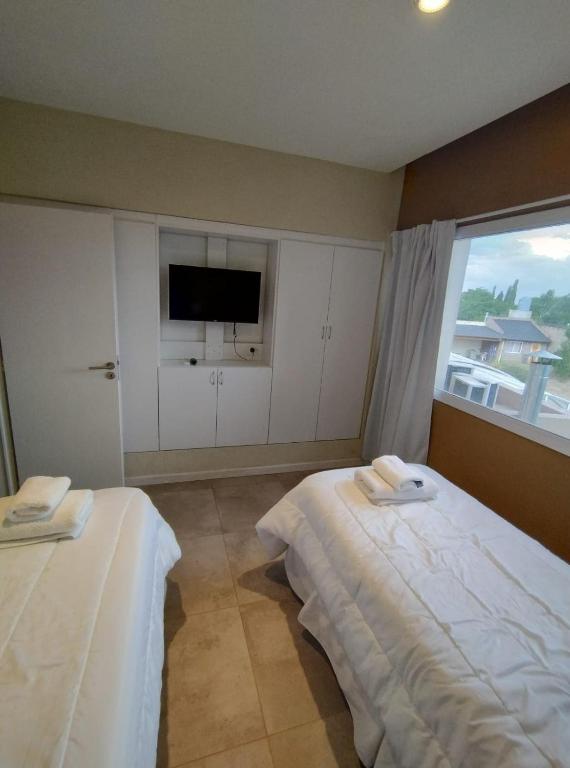Triplex con pileta y vista Tres Picos - 5