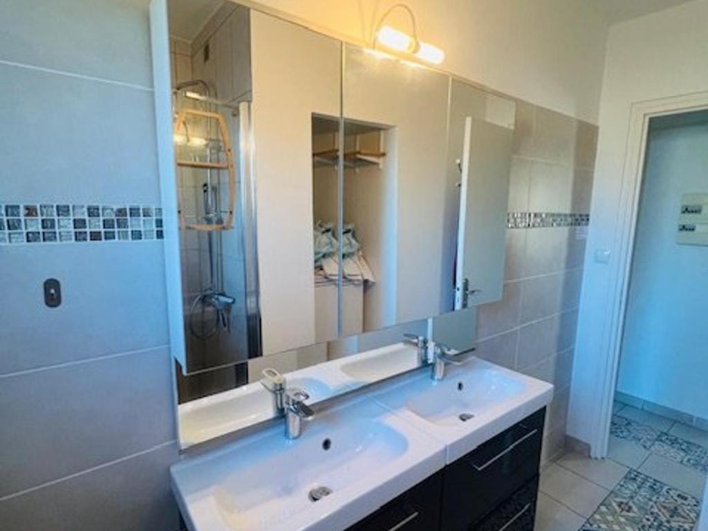 F3 moderne à Amélie-les-Bains avec parking et wifi - FR-1-703-221 - 3