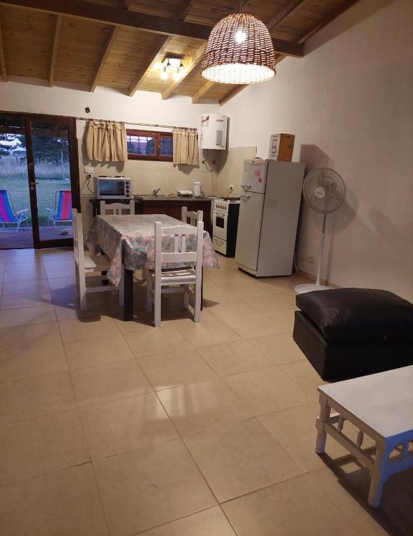 Casa con gran parque y parrilla Miramar - 5