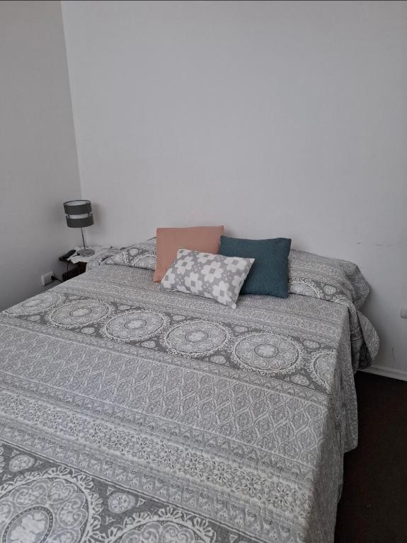Departamento con piscina cómodo y buena ubicación Somos pet friendly - 2