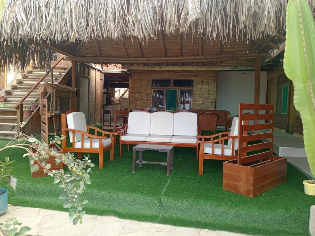 Black Marlin - Restaurant and Lodge - 3