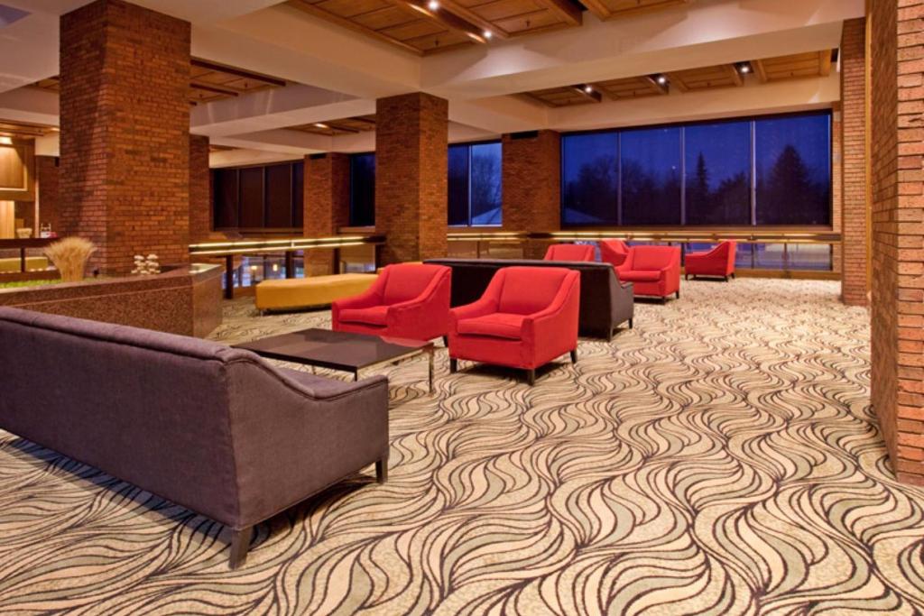 Wyndham Gatineau-Ottawa & Conference Centre フロント・ロビー