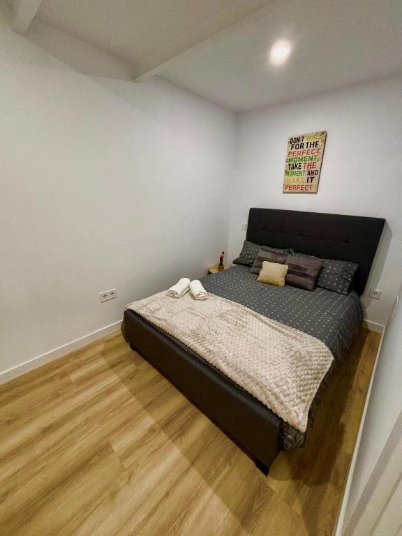 Renovated apartment 15 minutes from Sol - 3