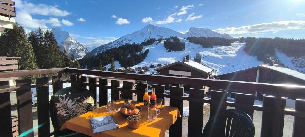 Slow Chalet Tilleuls vue montagne proche pistes & randos Manigod 5 pers - 1