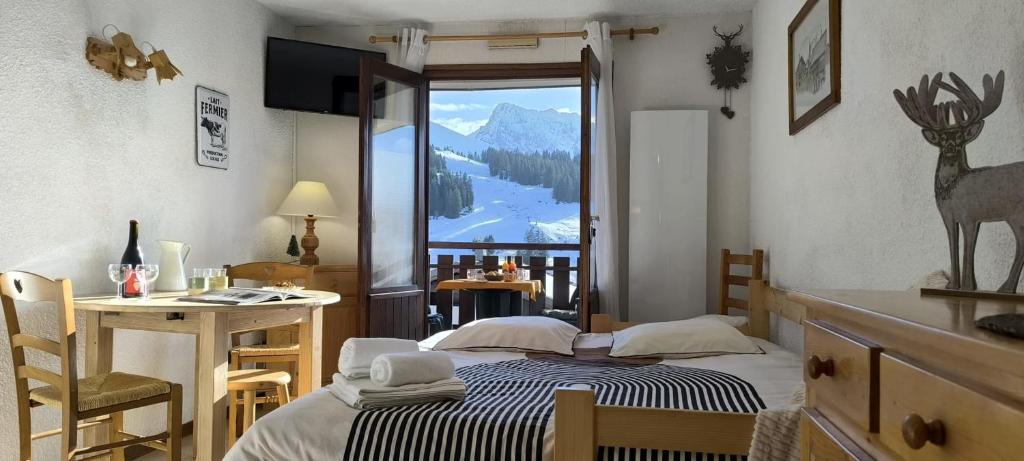Slow Chalet Tilleuls vue montagne proche pistes & randos Manigod 5 pers - 2