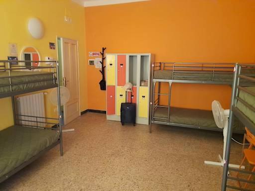 pisa train station hostel - 1