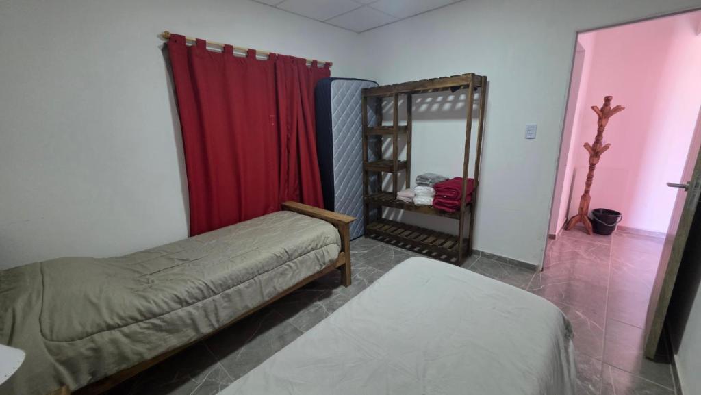 A 5 cuadras de la ruta depto moderno, muy comodo y tranquilo Departamento recien estrenado - 2