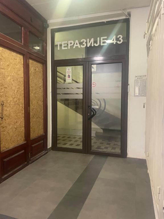New Luxury Strict Center Apartment - 2