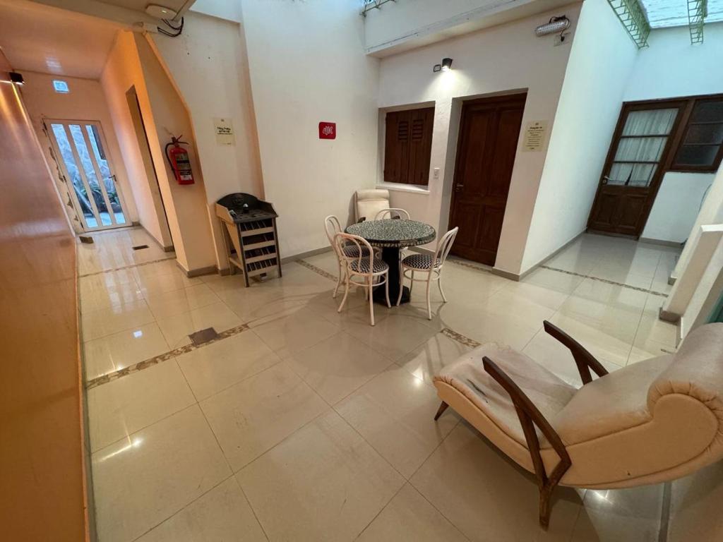 Hotel Pergamino - 3