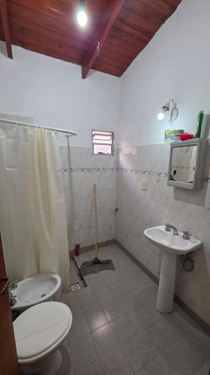 Cabaña centrica con camas individuales a 100m de la ruta - 4