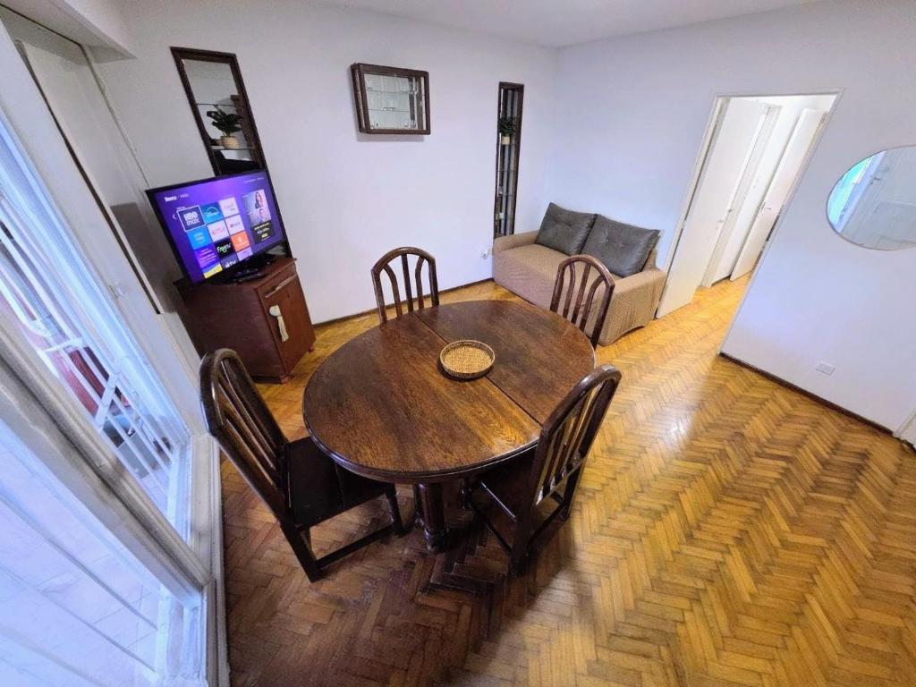 JACARANDA SUITE depto Centrico con Patio Galeria y Balcon - 5