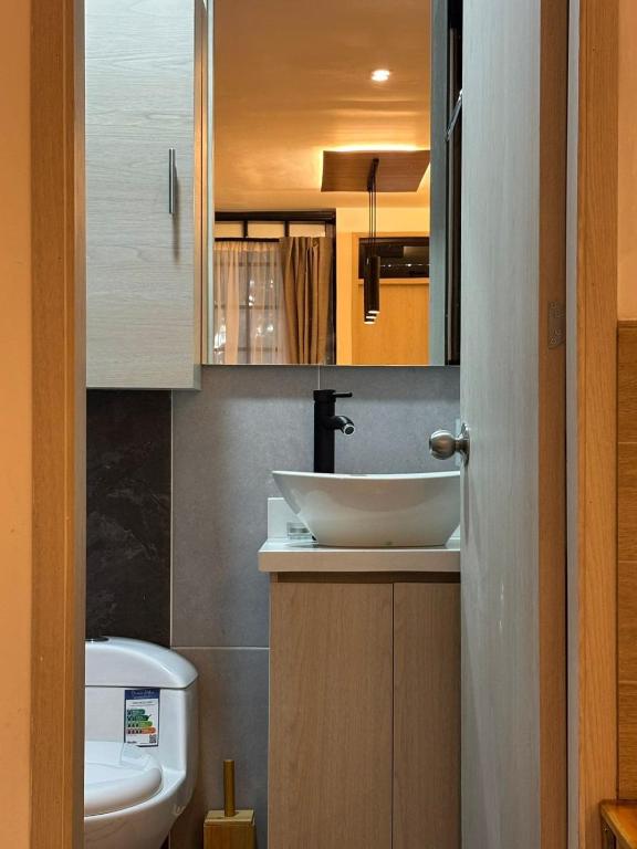 Modern Loft Puerta de Laureles Medellin - 5