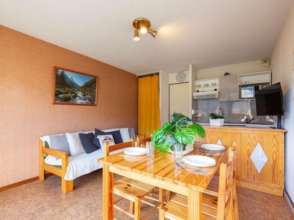 Appartement pour 6 près des pistes avec parking à Saint-Lary - FR-1-296-537 - 2
