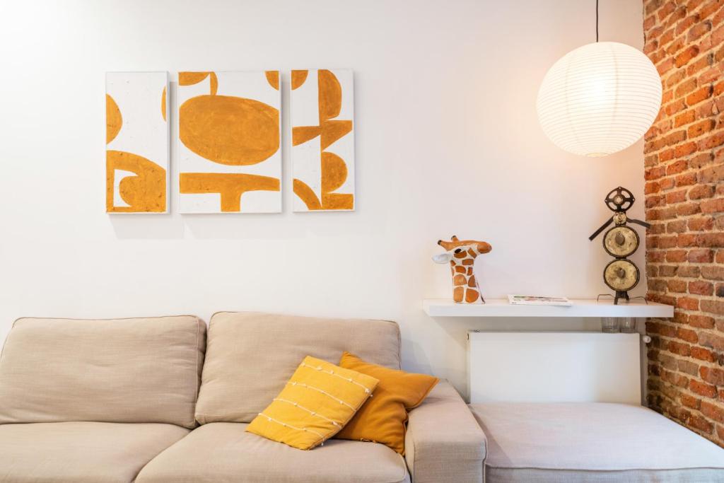 The Velarde Business Suite Super Luxury 2BR Apartment Optimized for Remote Work Alquiler temporal - 5