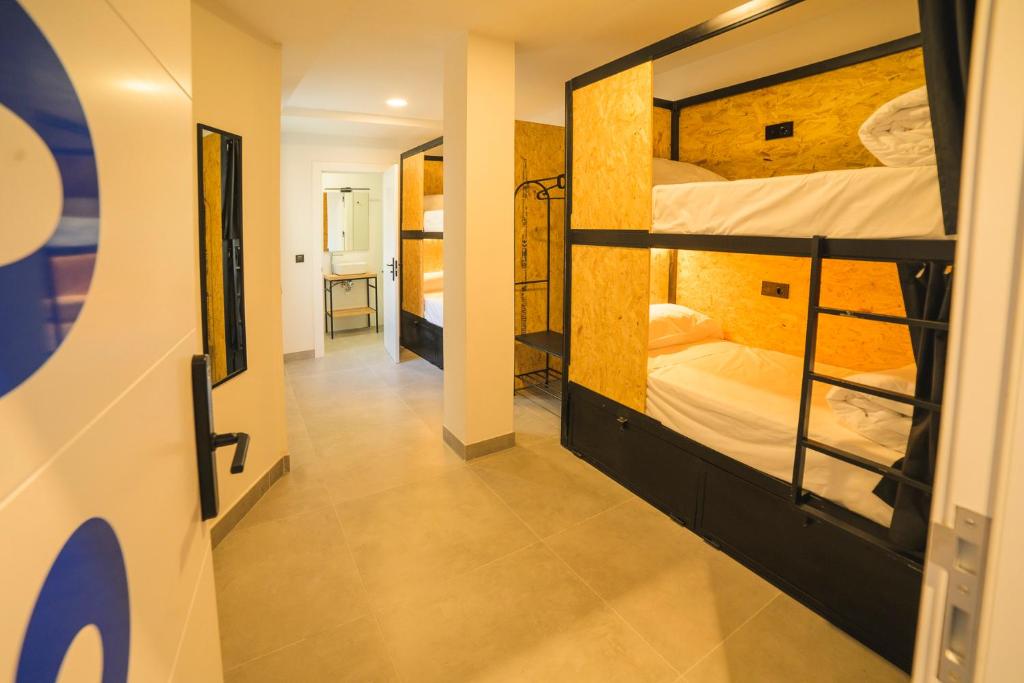 Hostel Nixar - 4