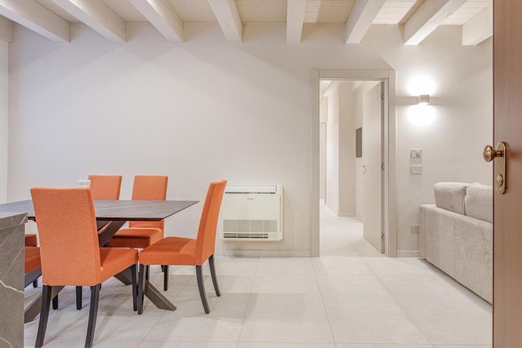Modena Historic Center - Elegant Family Apartment - 3