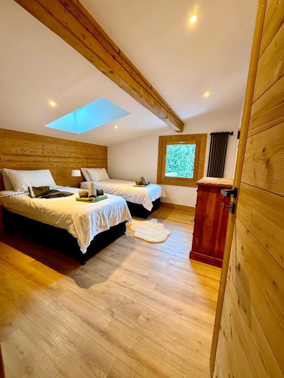 Penthouse Apartment, 3 Bedroom with Private Balcony - 4