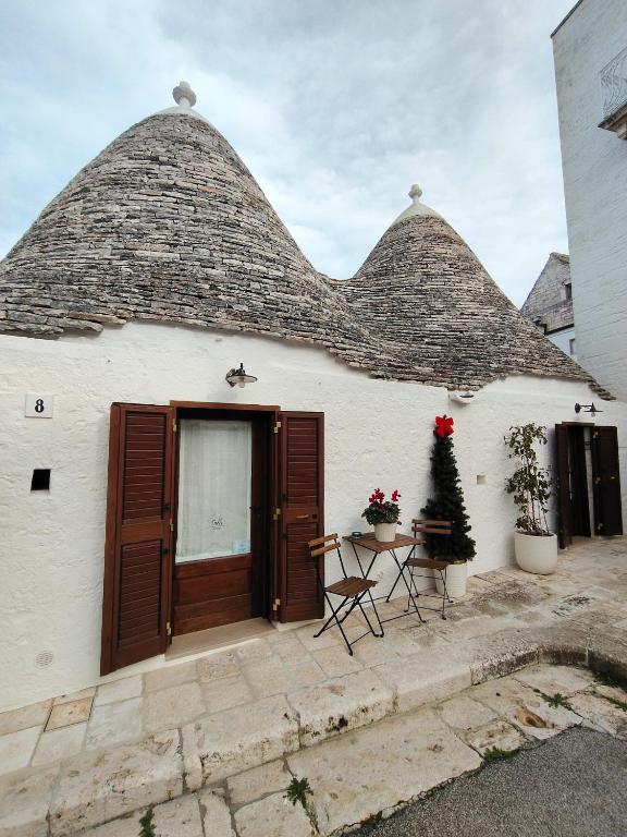 Trullo al vicoletto al civico 10, civico 8, civico 7 - 2
