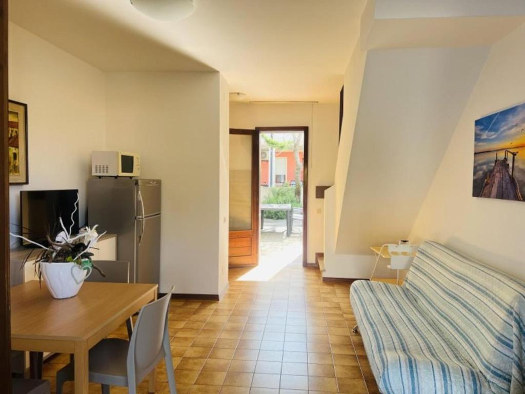 Two-story terraced house with private garden - 3