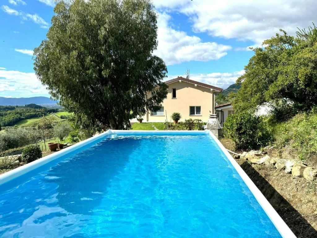 Panoramic Villa In The Lucca Hills - 4