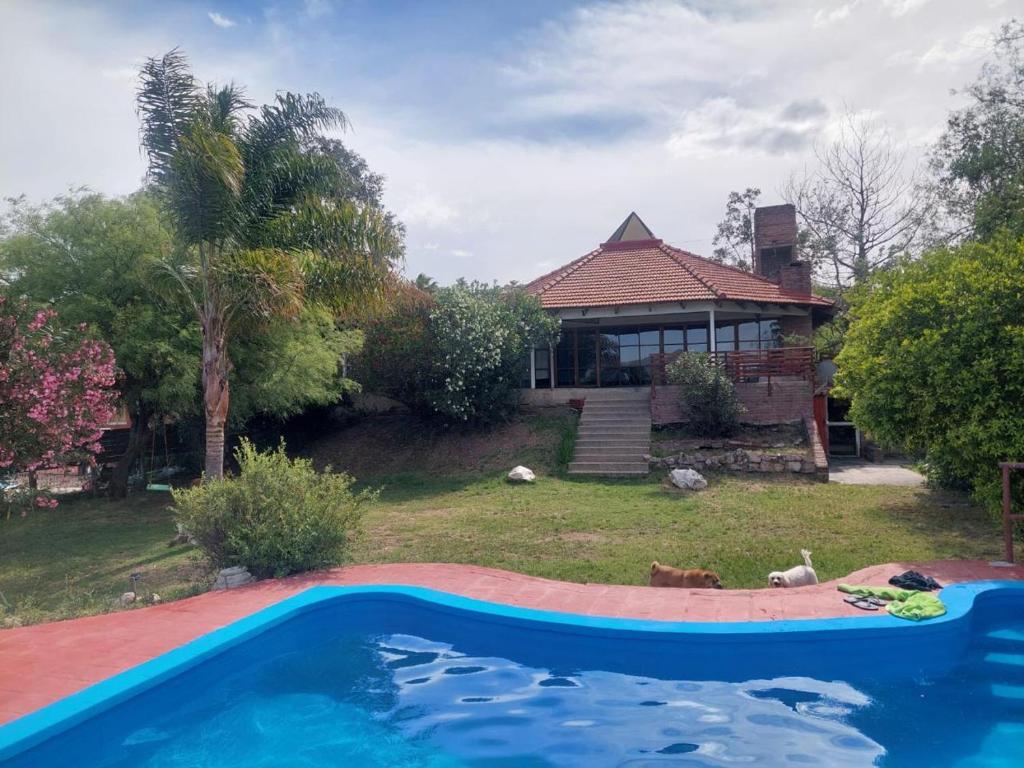 Casa Numerosa Vista al lago con Pileta Villa Carlos Paz - 1