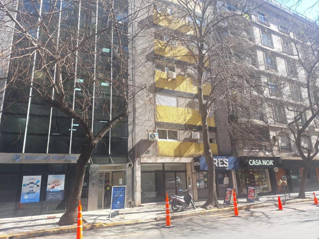 Departamento en Palermo Chico con patio - 2