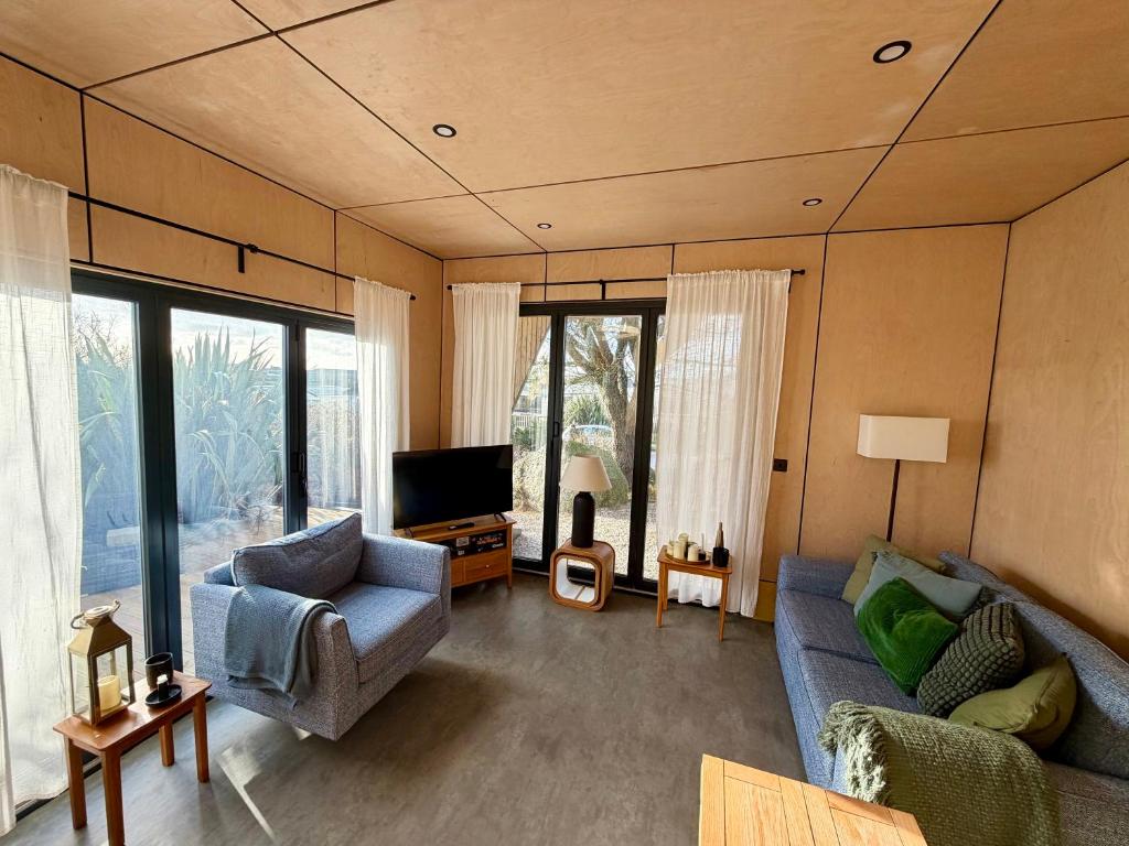 The Timber Lodge, Sennen - pet-friendly stay