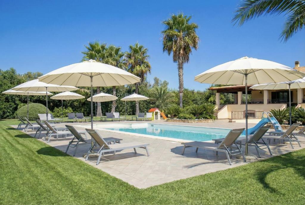ClickSardegna Villa Paradiso with swimming pool large garden and tennis court - 2