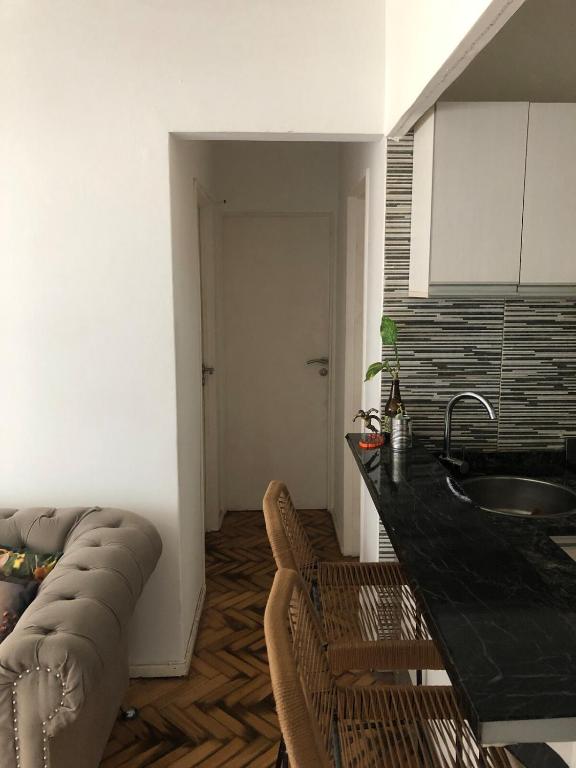 January in San Telmo, full apartment with balcony p2 - 4