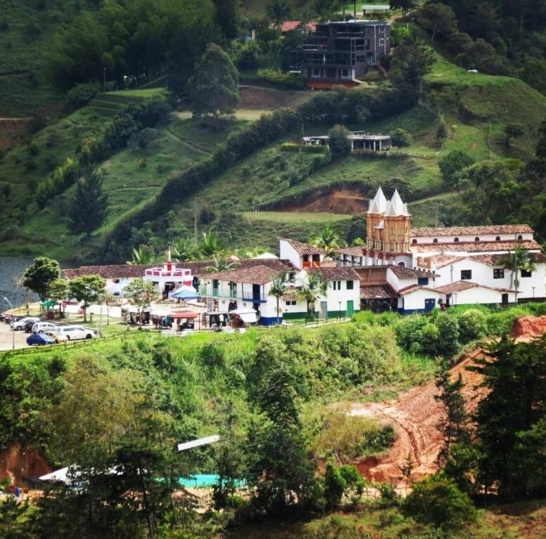Finca en el peñol - 4