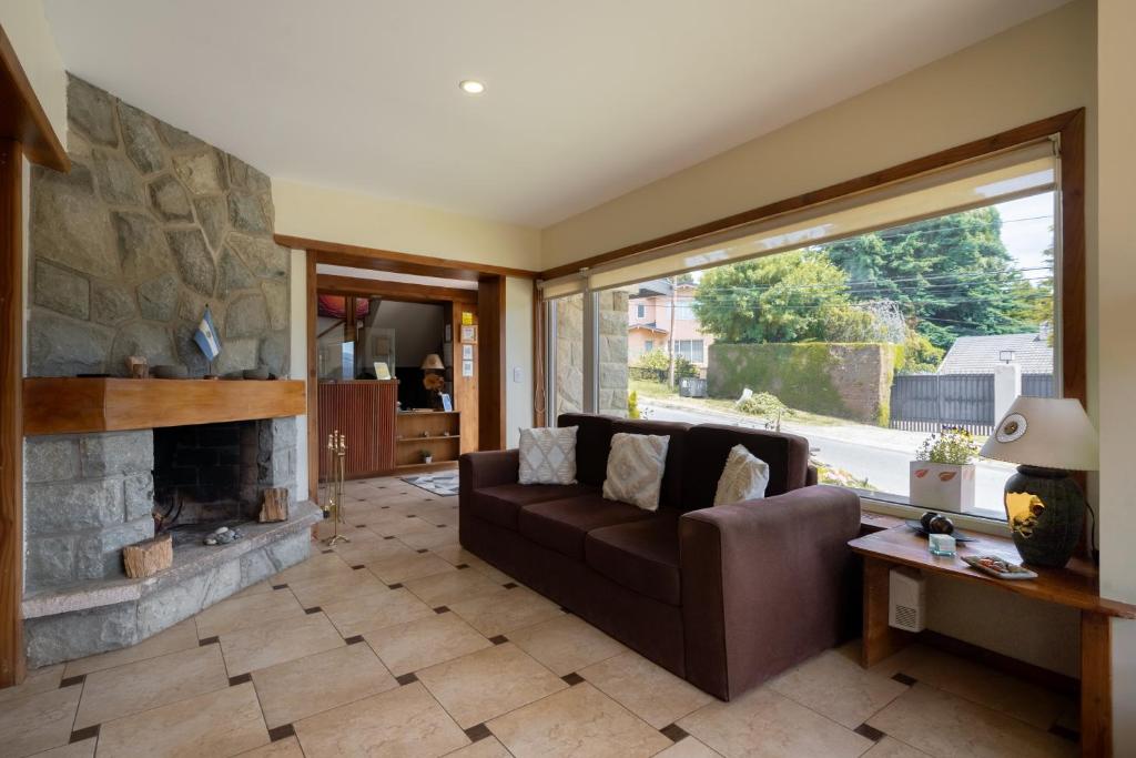 Exterior view, Hosteria Antu Kuyen in San Carlos de Bariloche