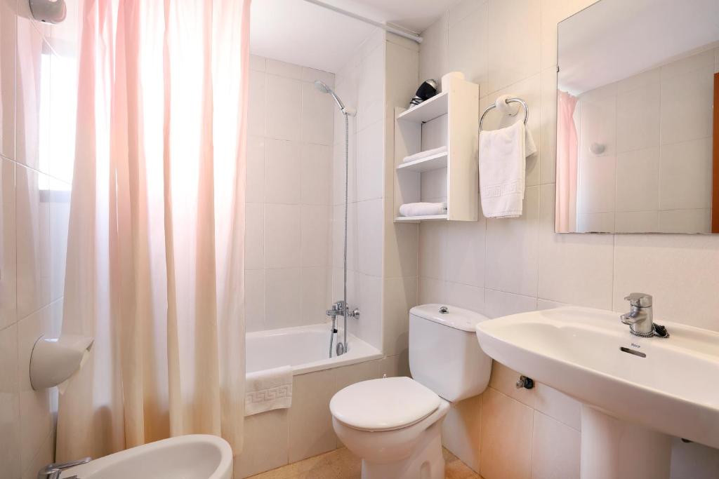 La Caseta Apartments — Hotel rooms in Benidorm, Valencian Community