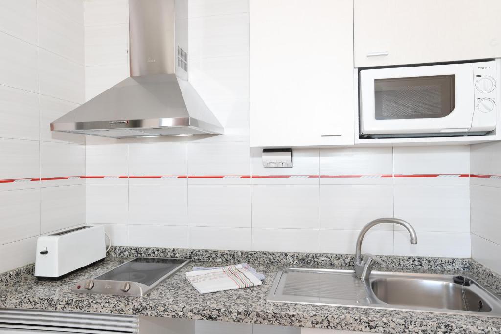 La Caseta Apartments — Hotel rooms in Benidorm, Valencian Community