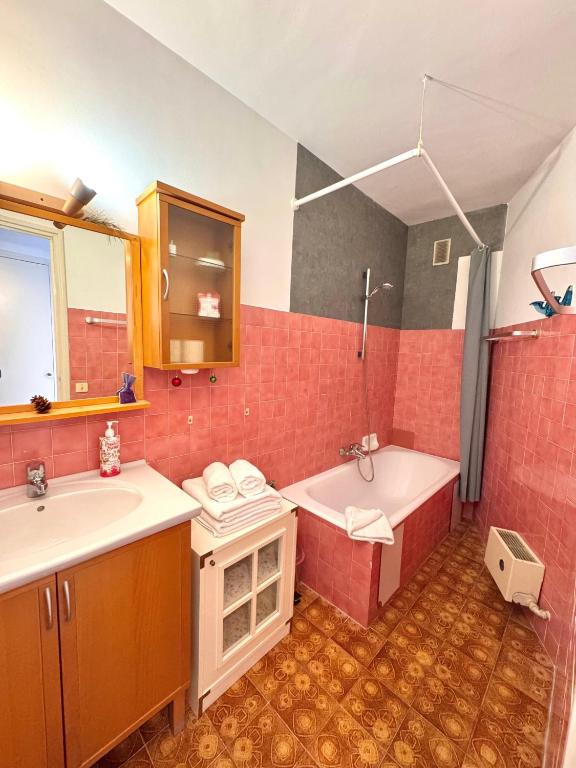One Bedroom Apartment with Parking - Lemon Festival - 5