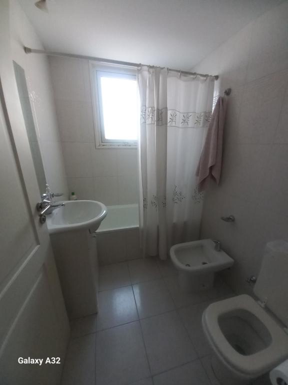 Impecable departamento a metros del shopping Abasto - 4