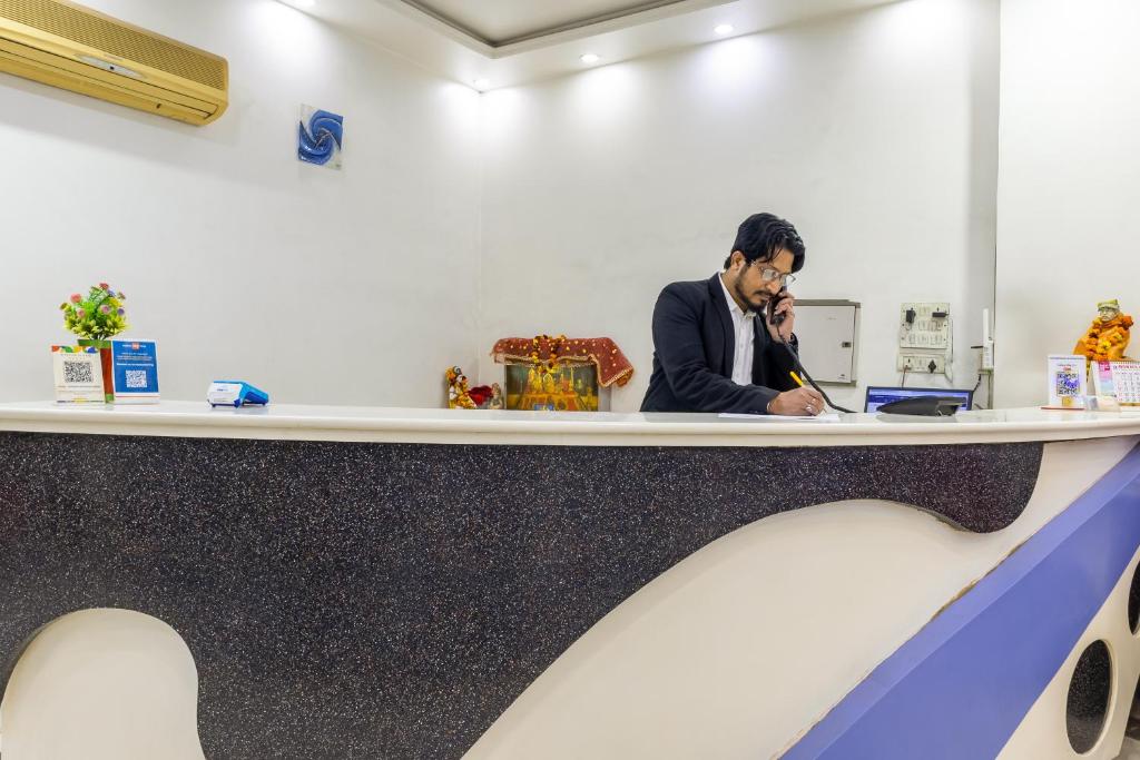 フロント・ロビー