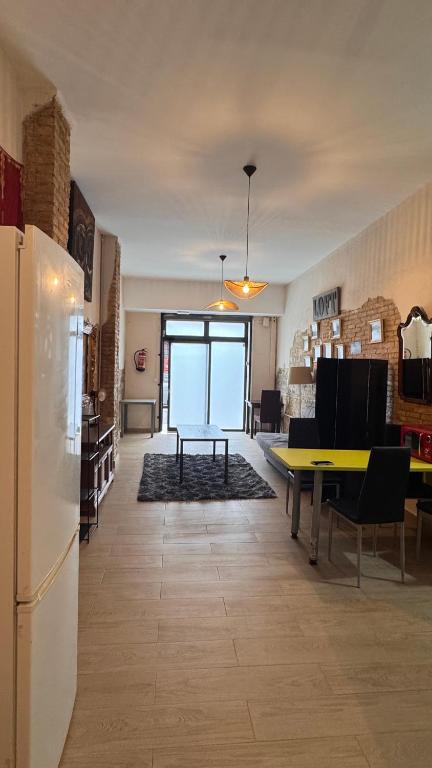 Gran Loft en planta baja en el Centro de Valencia - 4