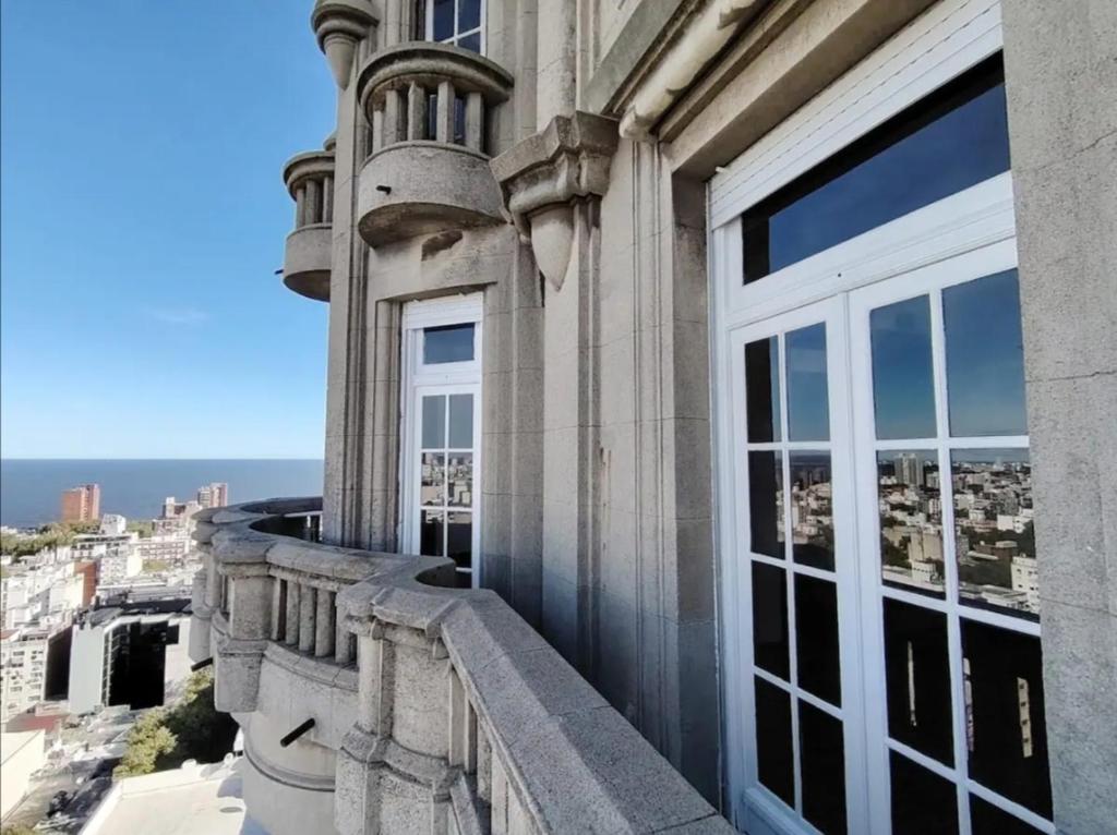 Mirador del Río Palacio Salvo piso 17 - 4
